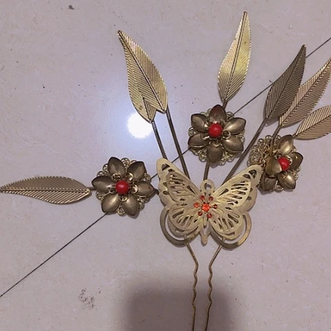 香榧木众****程Tgfhhcghvggccvcvh