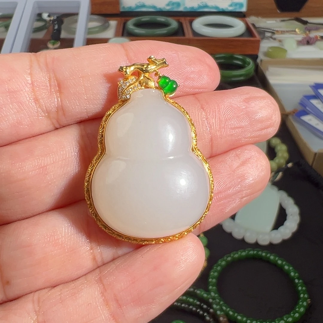 和田玉（白玉）18K金镶嵌颈饰