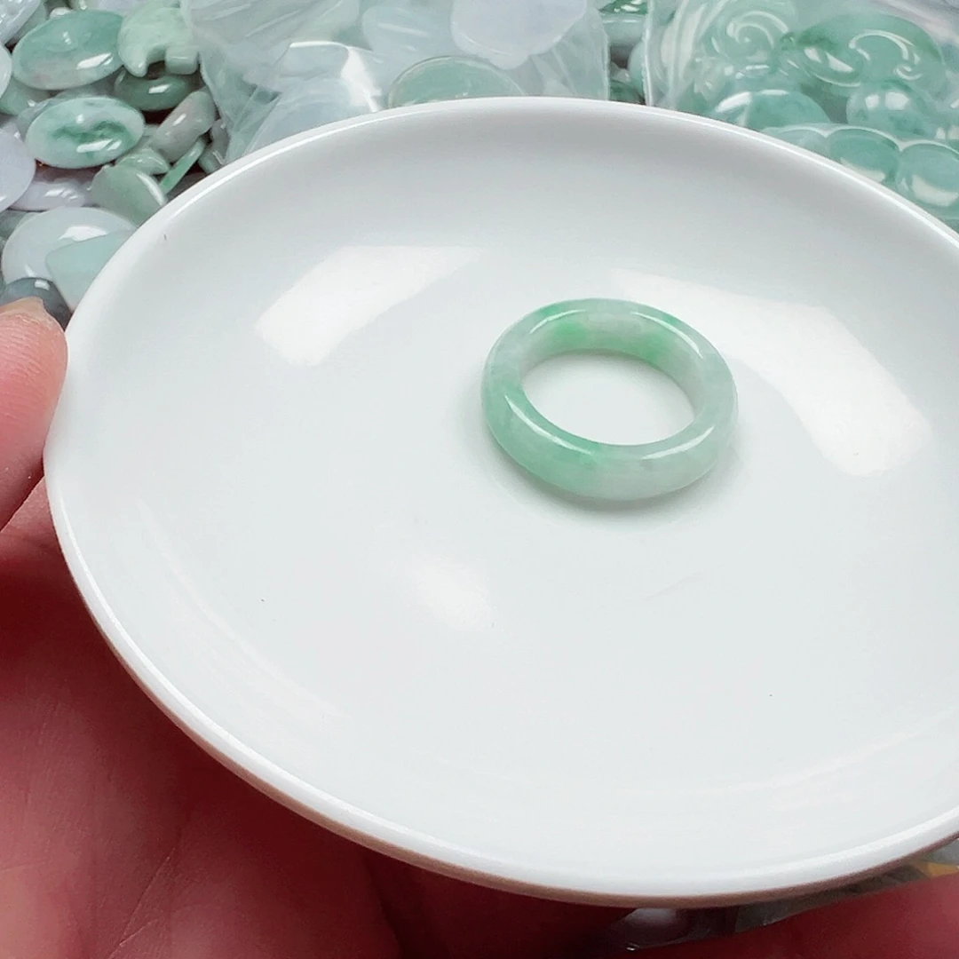 飞***飞翡翠散珠货主老华