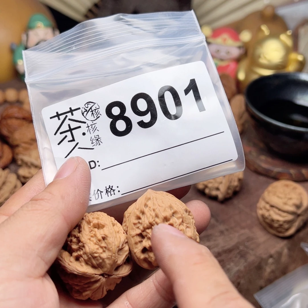 【闪购商品】文玩核桃吊坠今天