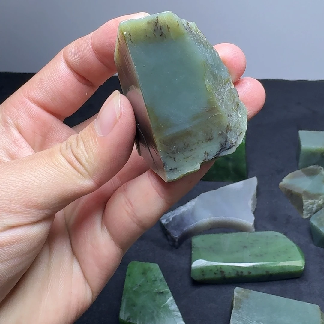 未镶嵌和田玉珠宝奇石