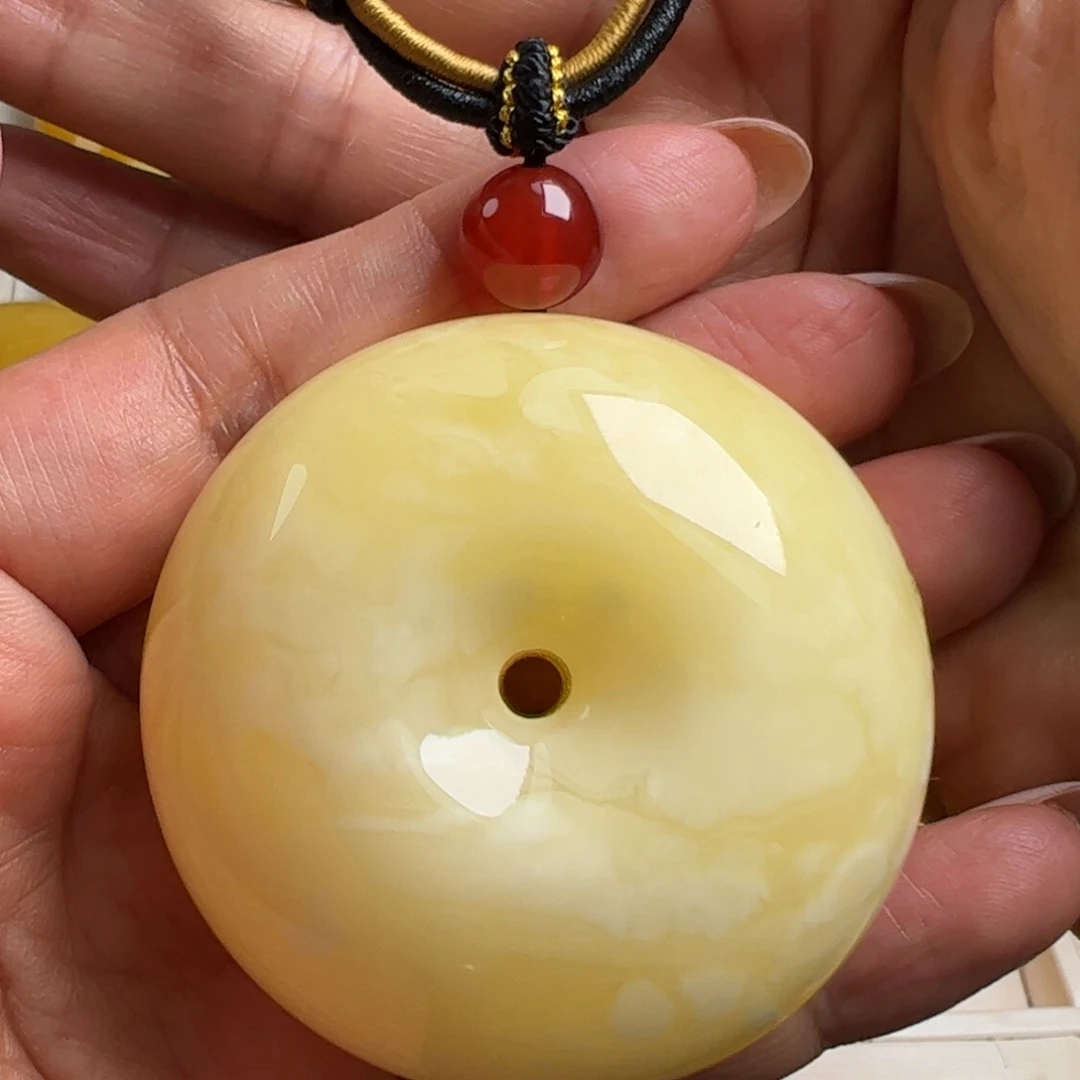 蜜蜡未镶嵌毛衣链无烤色无优化无补胶无煮蜜无辐照