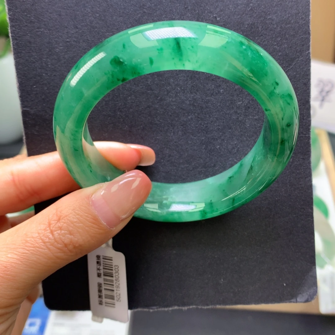 石英质玉（非洲翠）未镶嵌手镯5657轮胎飘花