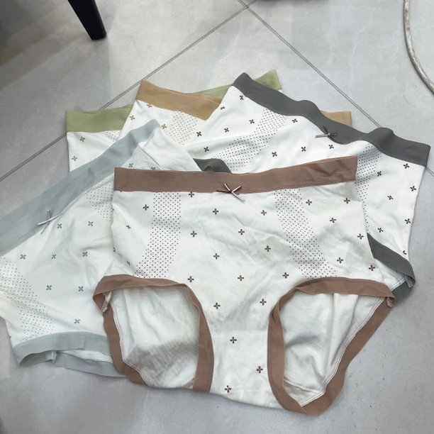 高腰大码少女内裤高中生无痕蝴蝶结包臀适合