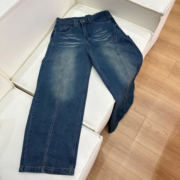 【慌慌】美式复古弯刀阔腿牛仔裤高腰宽松显瘦设计感直筒裤N1057