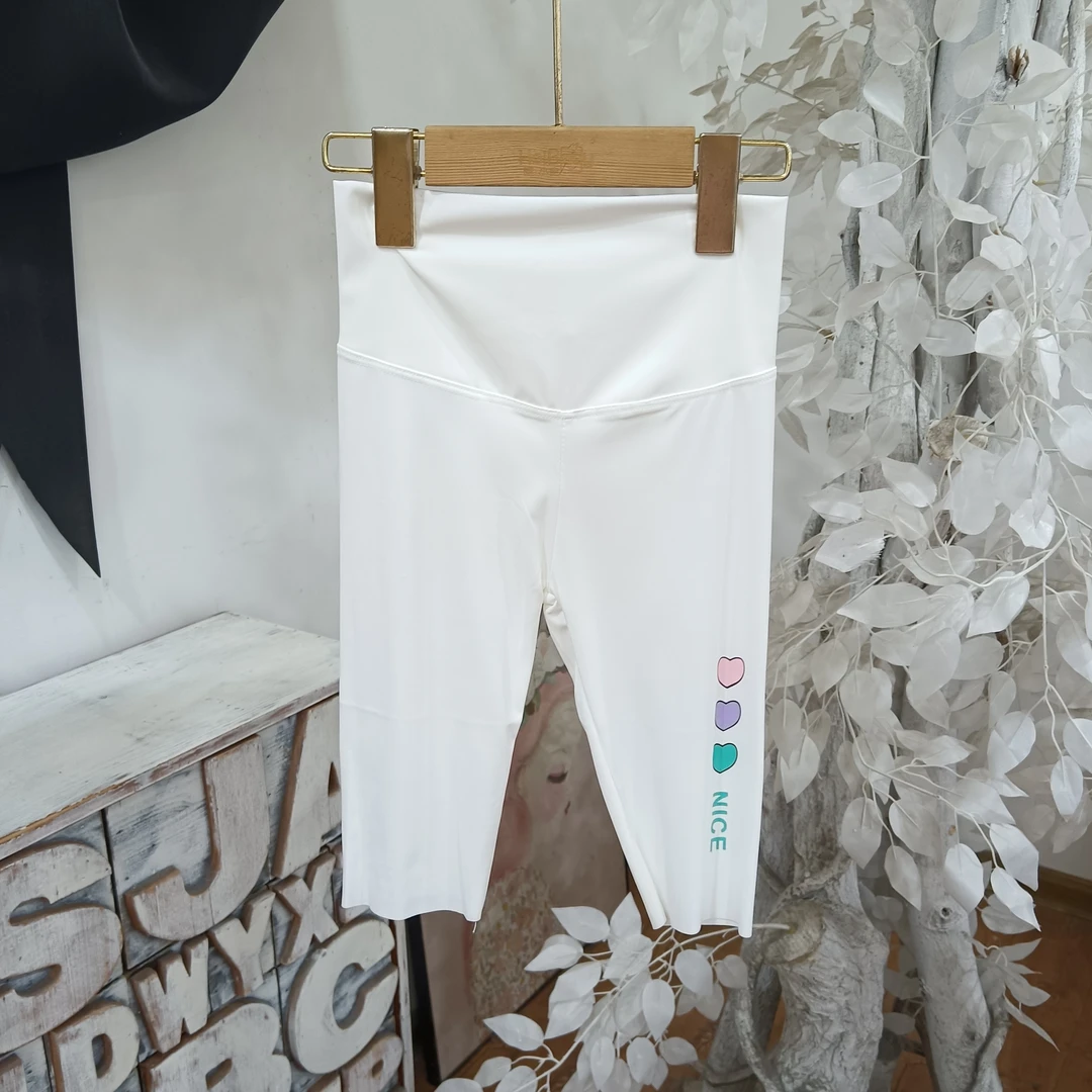 E183白色芭比中裤