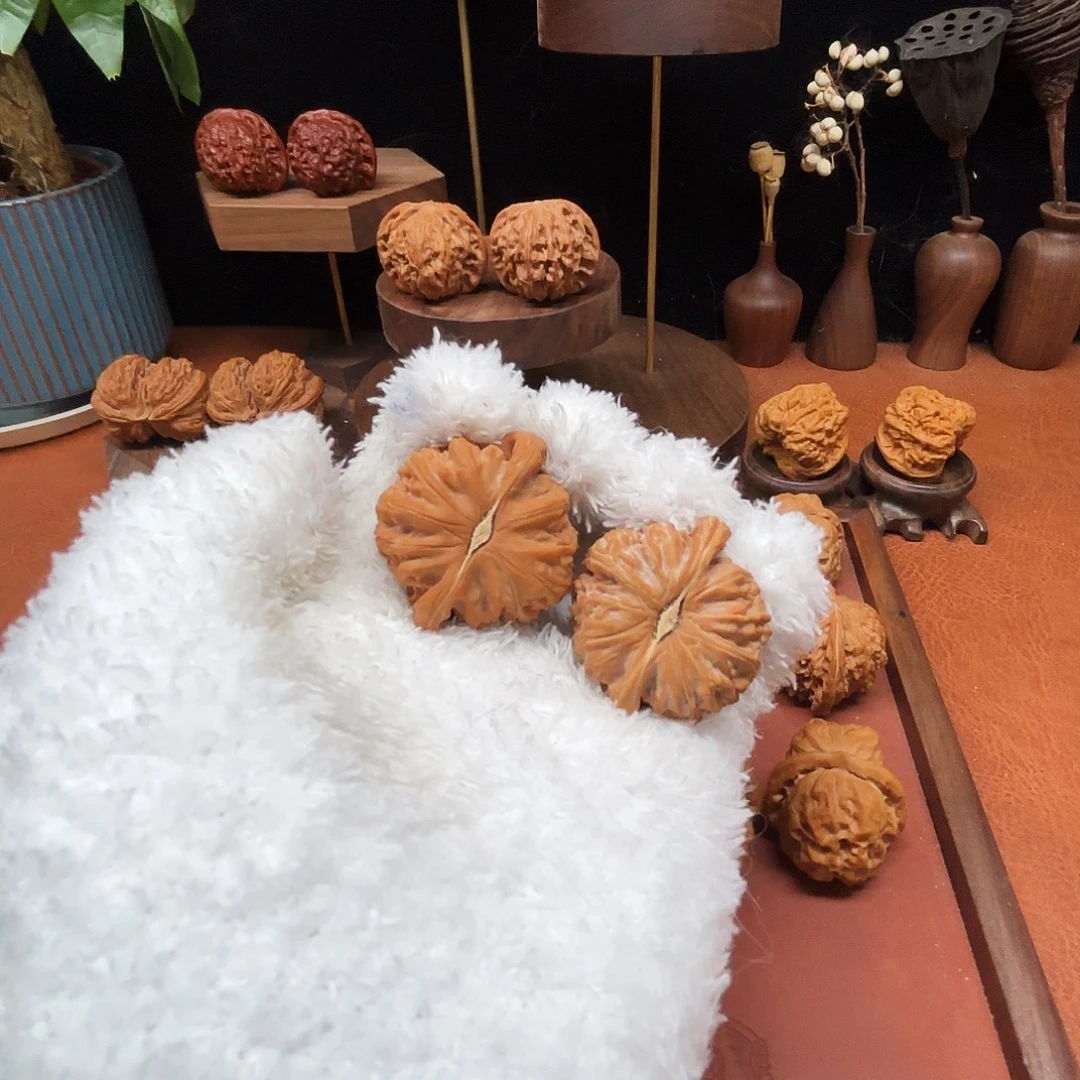 咖***椒核桃手串/手链白狮子