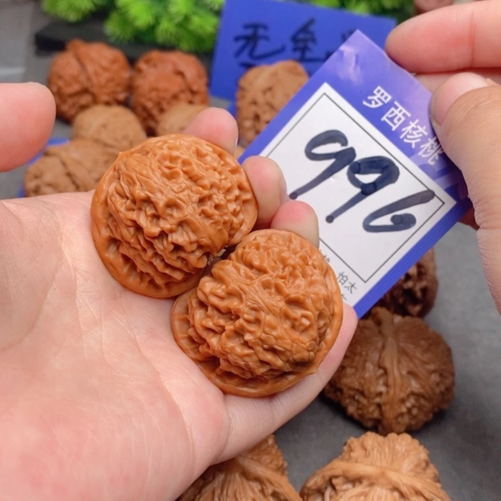 桃核把件陆***机39宫灯996号牌