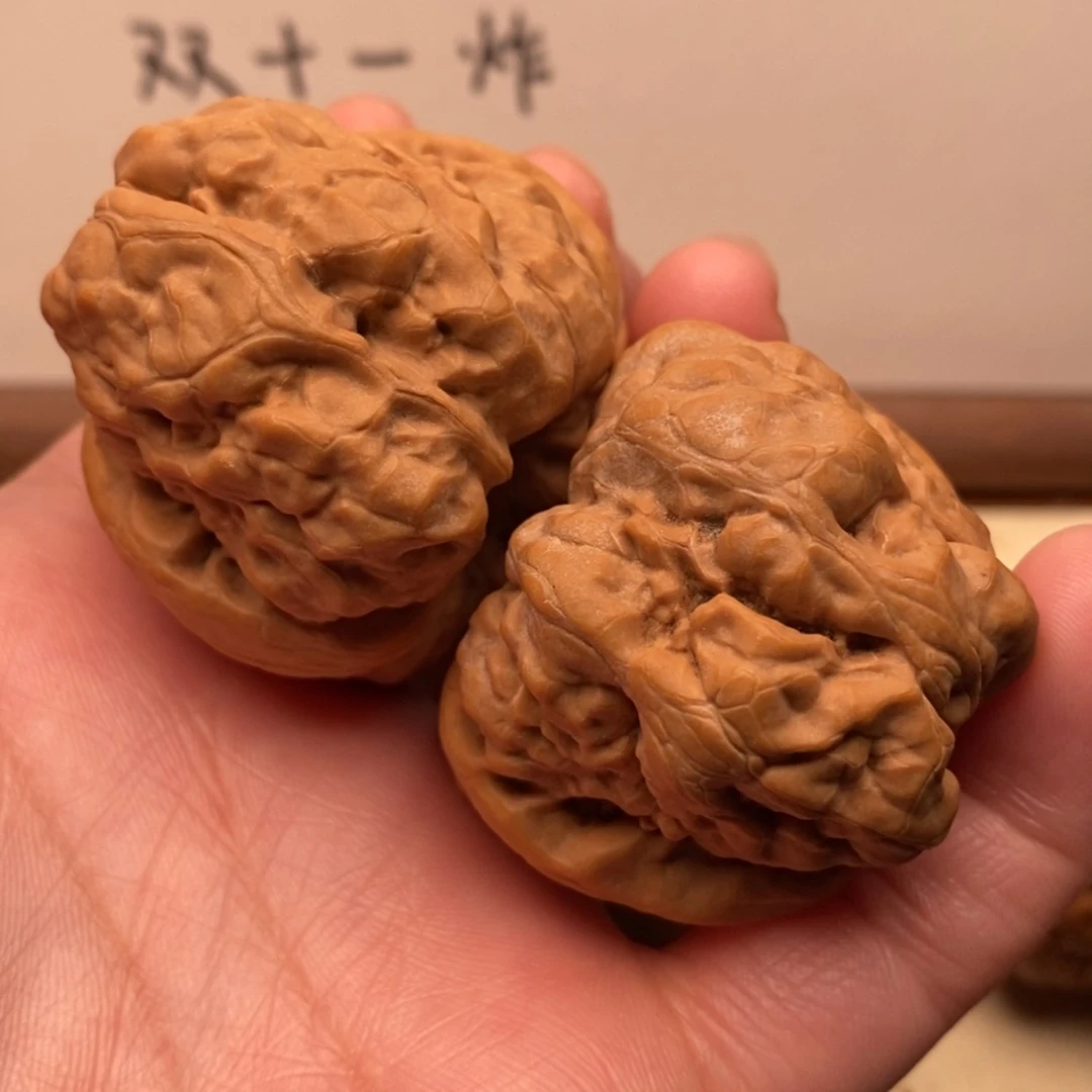 【闪购商品】把件文玩核桃歪****）边42左右