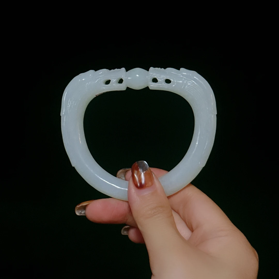 和田玉白玉双龙戏珠马蹄贵妃手镯【天玺珠宝】