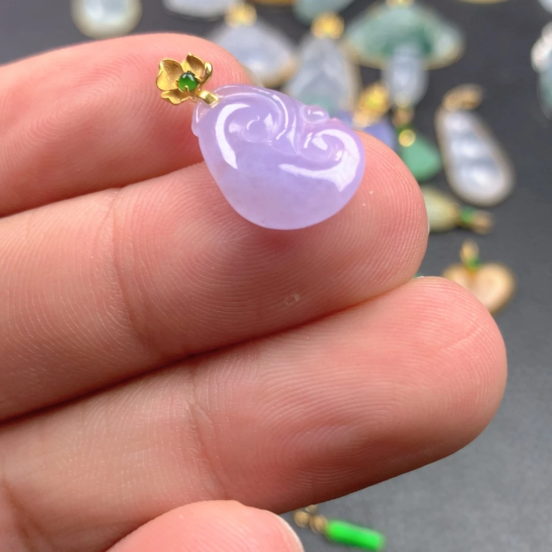 【闪购商品】颈饰18K金镶嵌翡翠翡翠