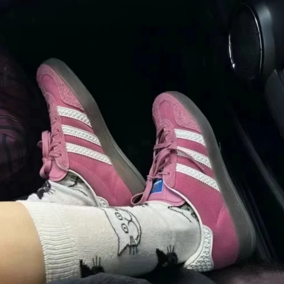 【奥莱专属】透气跑步鞋运动鞋轻便红白低帮跑步鞋男休闲拖鞋1