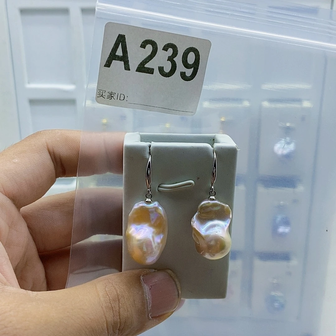 颈饰合金淡水珍珠