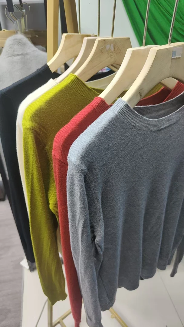 （断码清仓）针织圆领打底衫女006