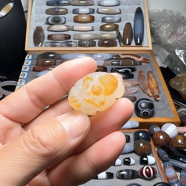 玛瑙/玉髓未镶嵌吊坠(不含链)