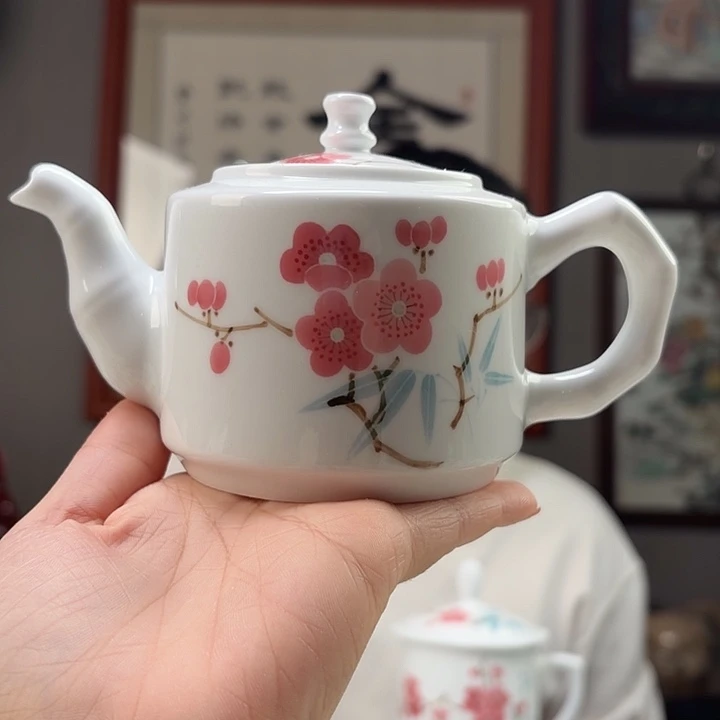 7501翠竹红梅茶壶