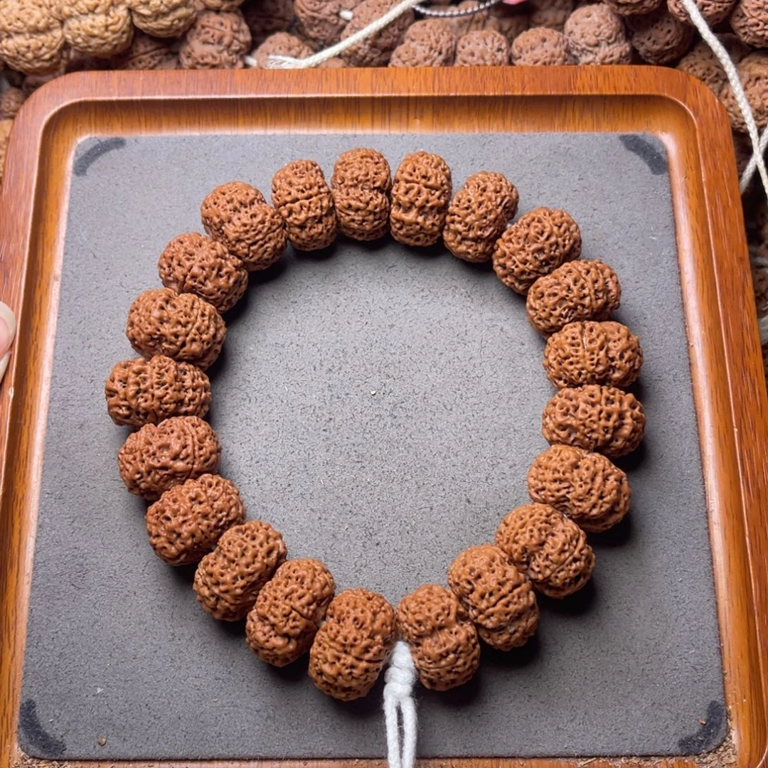 菩提籽类28号金刚菩提蜂王夹板手持22