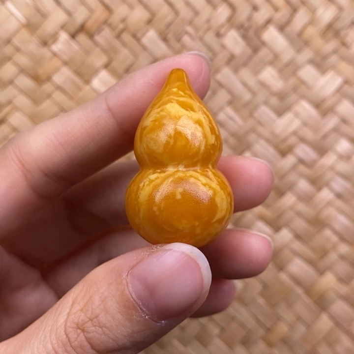 蜜蜡未镶嵌裸石蜜蜡M