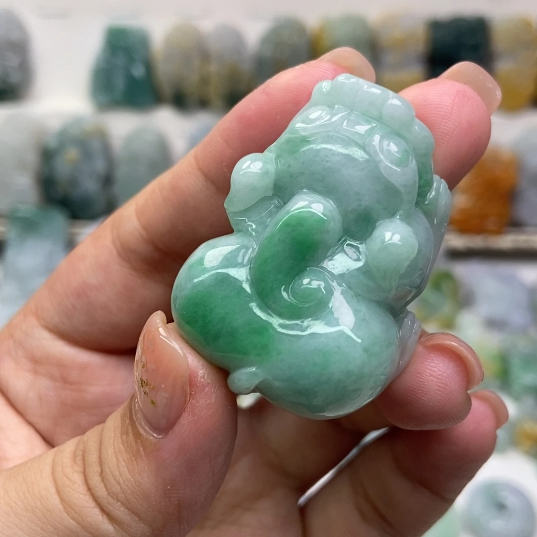 吊坠(赠链)未镶嵌翡翠