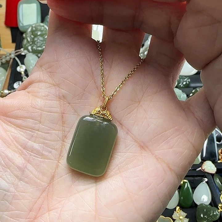 颈饰银S925镶嵌和田玉