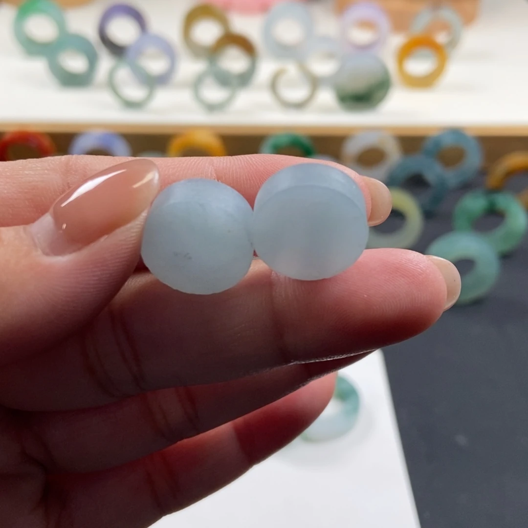 定制翡翠未镶嵌翡翠一对