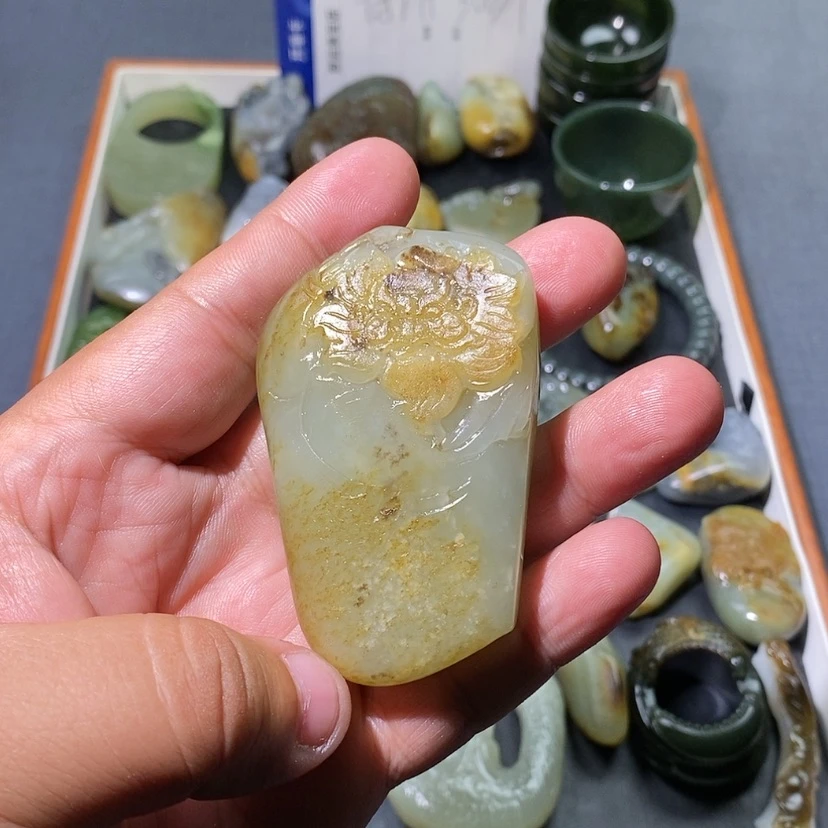 【闪购商品】和田玉颈饰未镶嵌乾****店