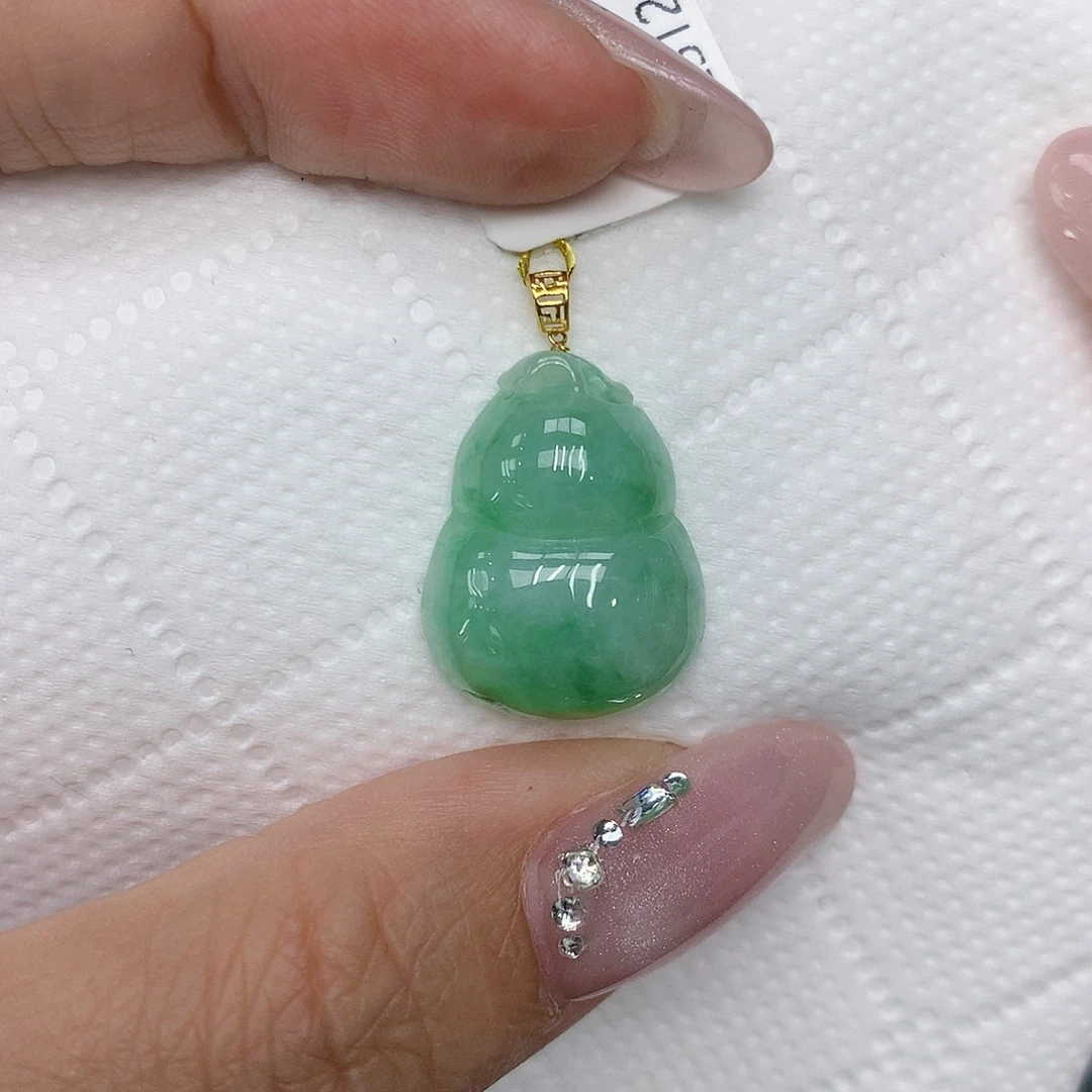 颈饰18K金镶嵌翡翠