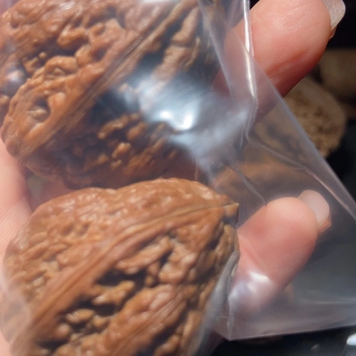 把件文玩核桃往***?东北楸子小雪67