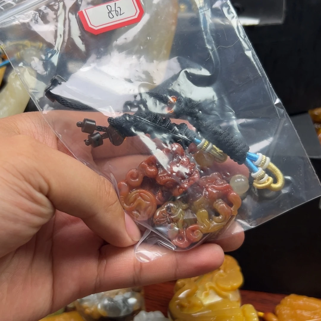 石英质玉（黄龙玉）未镶嵌多样性发货，发其一