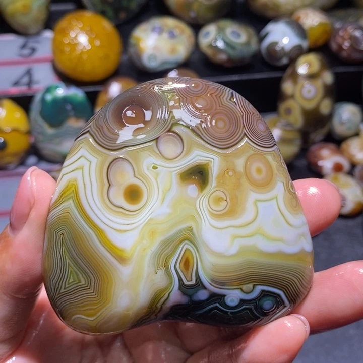 玛瑙/玉髓未镶嵌珠宝半成品38