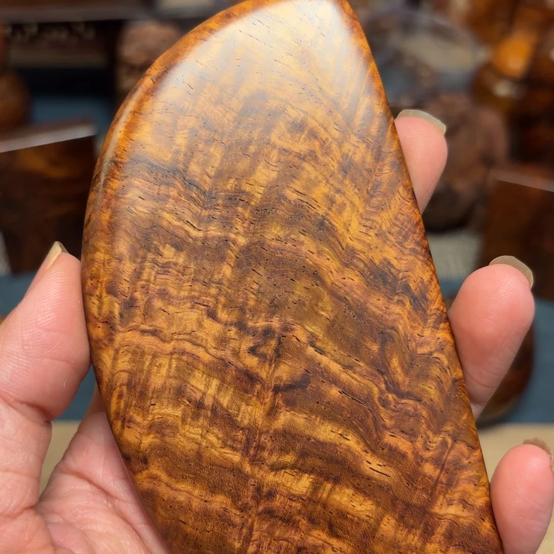 黄花梨/降香黄檀把件