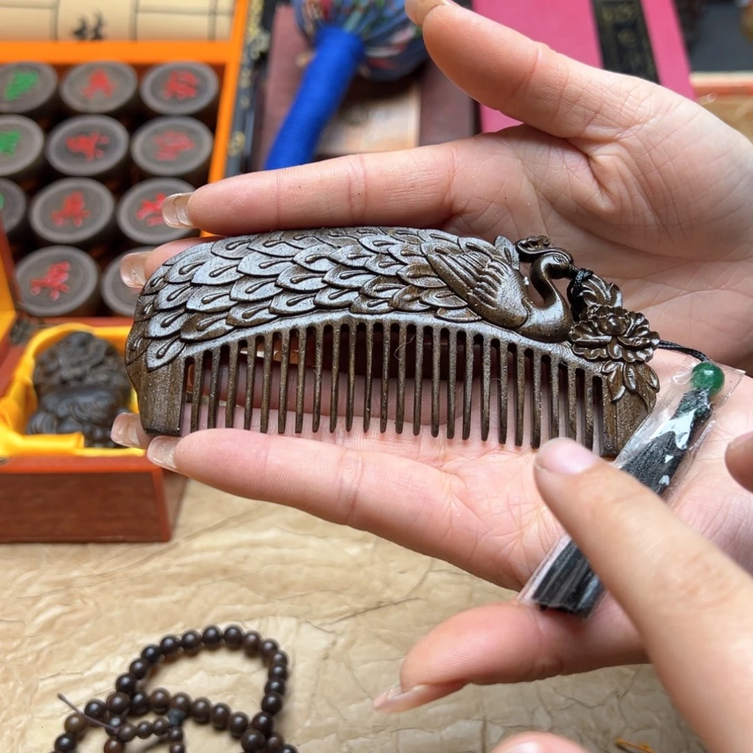 大叶紫檀（黑酸枝木类）