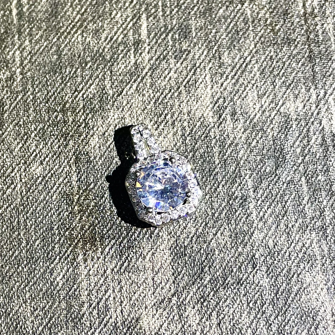 【无忧臻选】时尚饰品高端吊坠B108