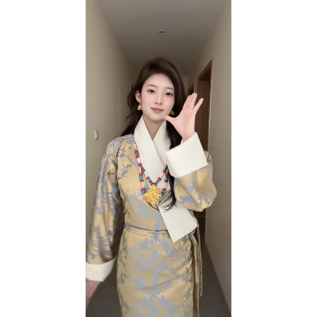 新款民族风女士传统大袖便式藏袍