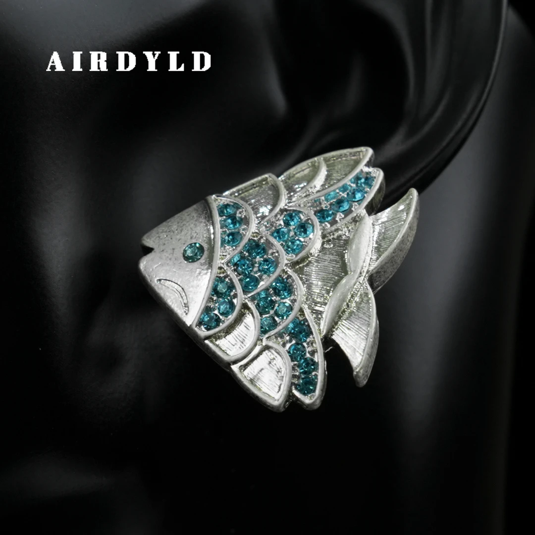 黄铜耳饰 【鱼你】个性复古轻奢小众设计师鱼耳钉ED186