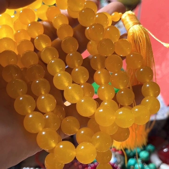 华***姐和田玉（糖玉）未镶嵌颈饰