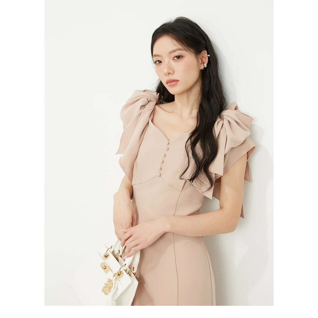 【六哥家】夏季新款 S 温柔风时尚V领蝴蝶结肩带显瘦收腰连衣裙