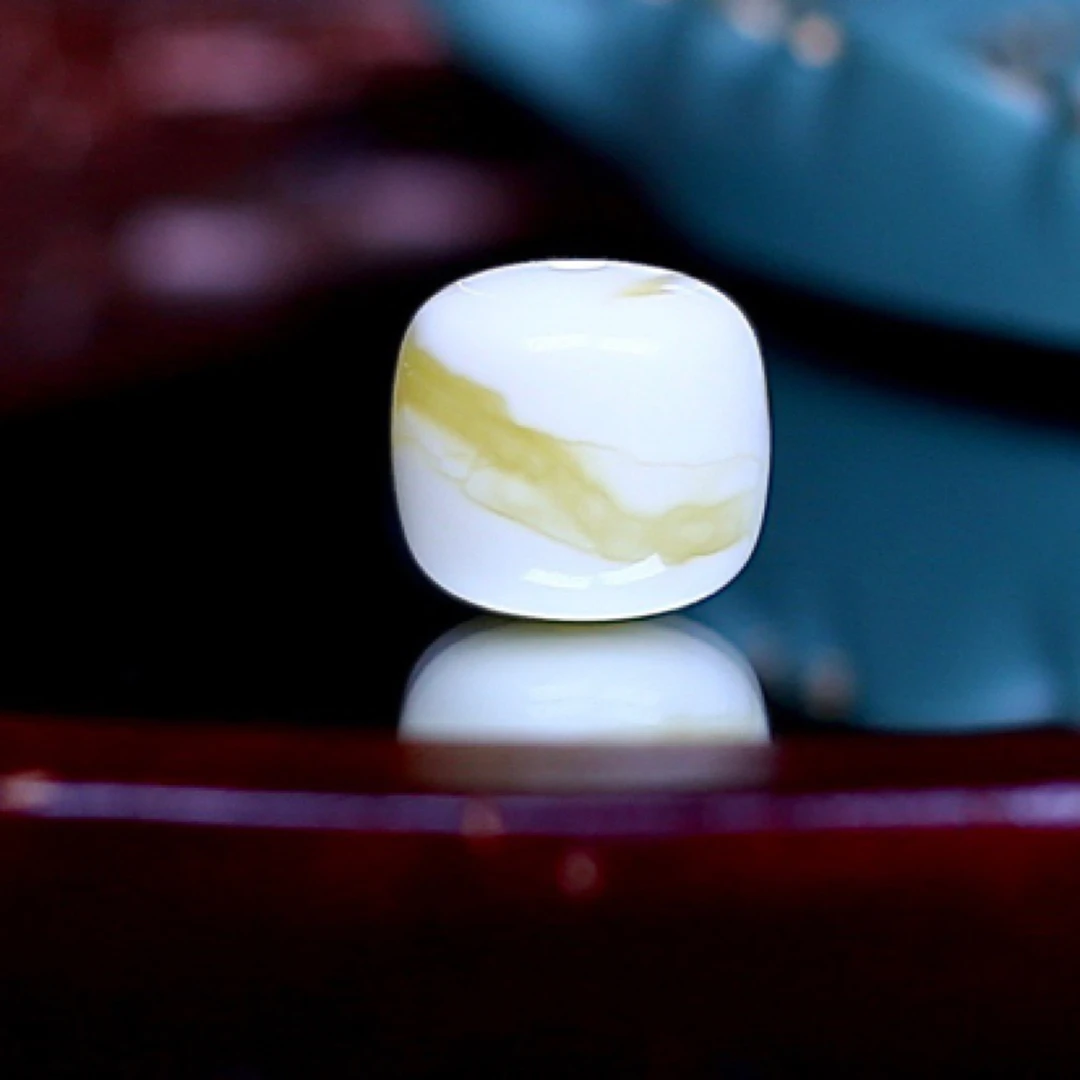 11*10mm俄料白蜡老型单珠，完美无瑕 飘金线，品质真好，