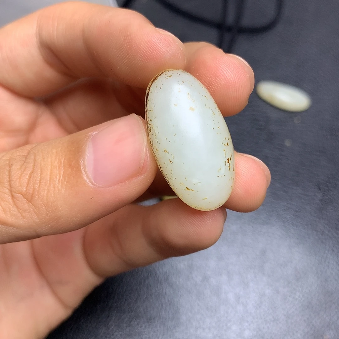 未镶嵌和田玉（糖玉）挂件