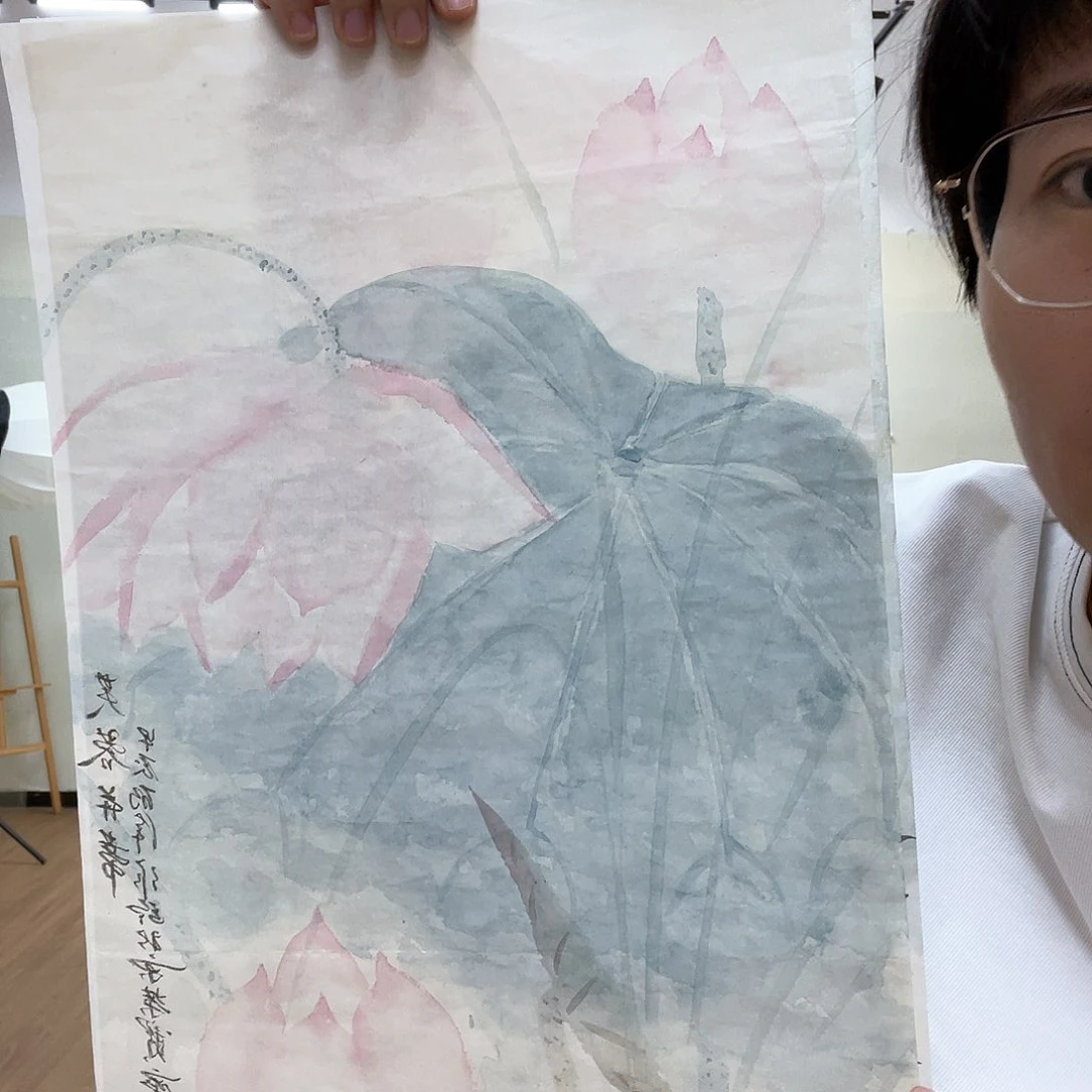 国画把手放在一起就可以看到