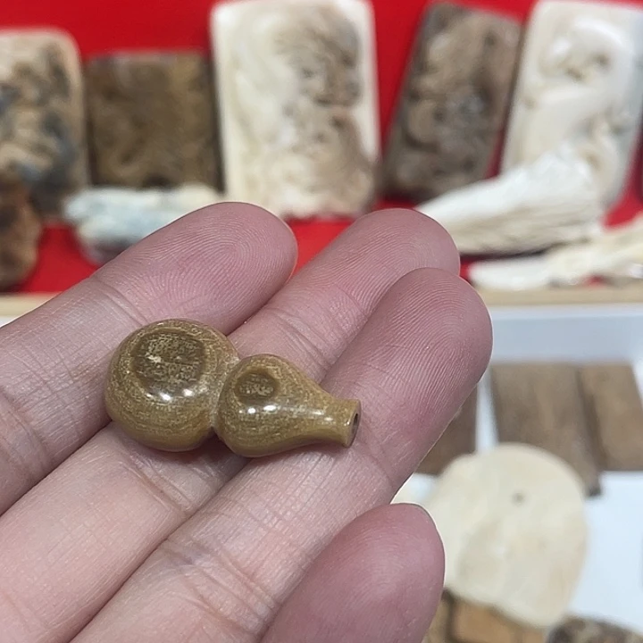 泥塑不打孔联系客服