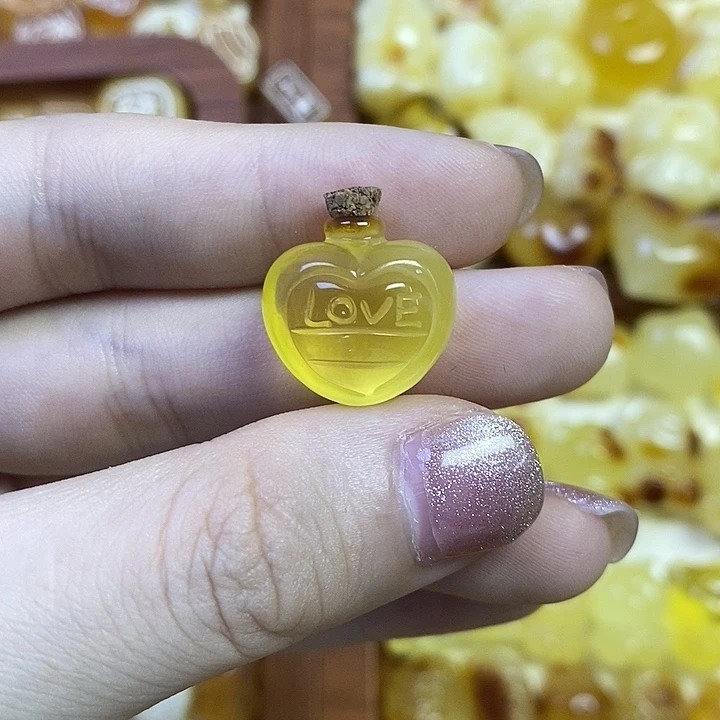 橄榄核吊坠许愿瓶