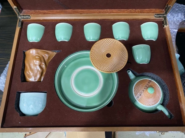 跳刀礼盒套装茶具1壶6杯1公道1主人杯1壶承1杯托