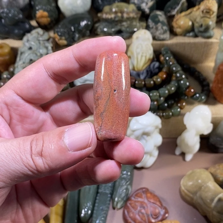 透闪石质玉未镶嵌挂件