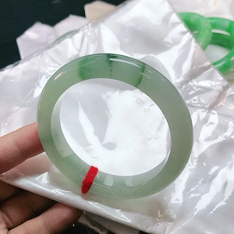 未镶嵌手镯翡翠2804