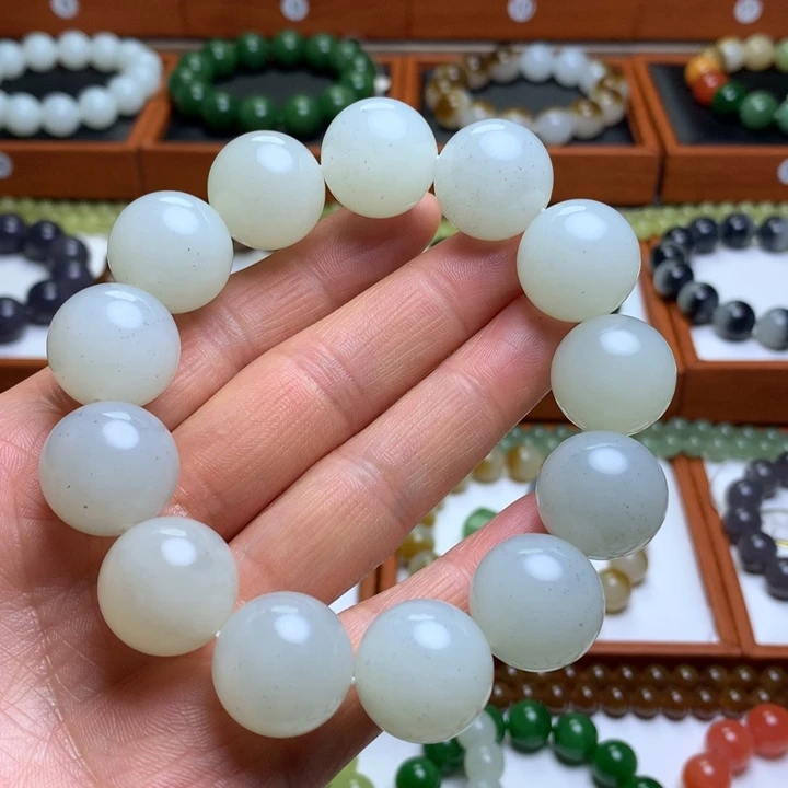 和田玉手串未镶嵌