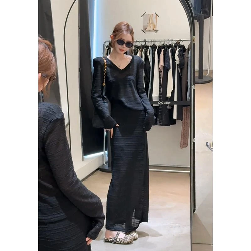 法式薄款长袖V领上衣秋季女装洋气时髦气质高腰显瘦百搭半身裙