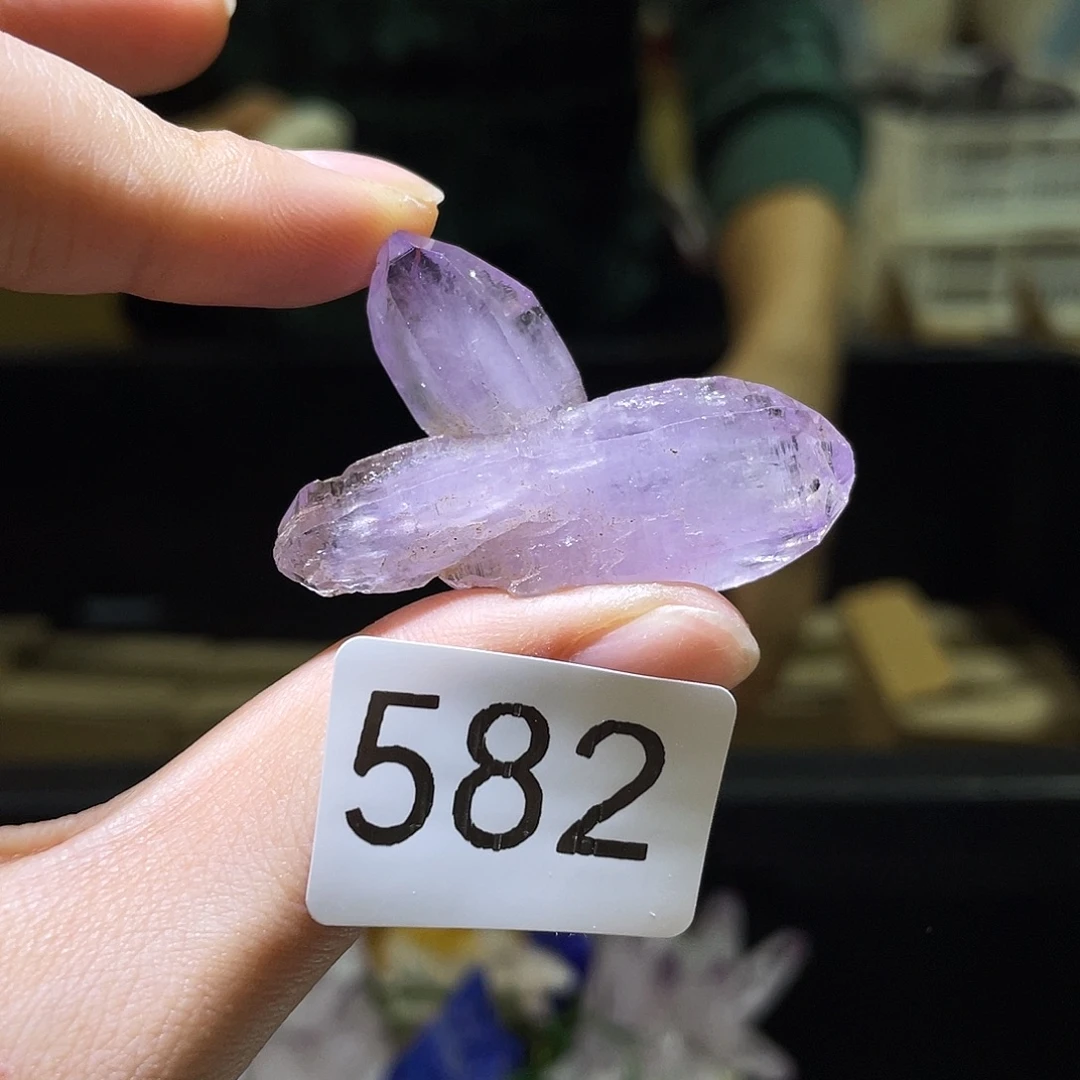 珠宝半成品水晶未镶嵌