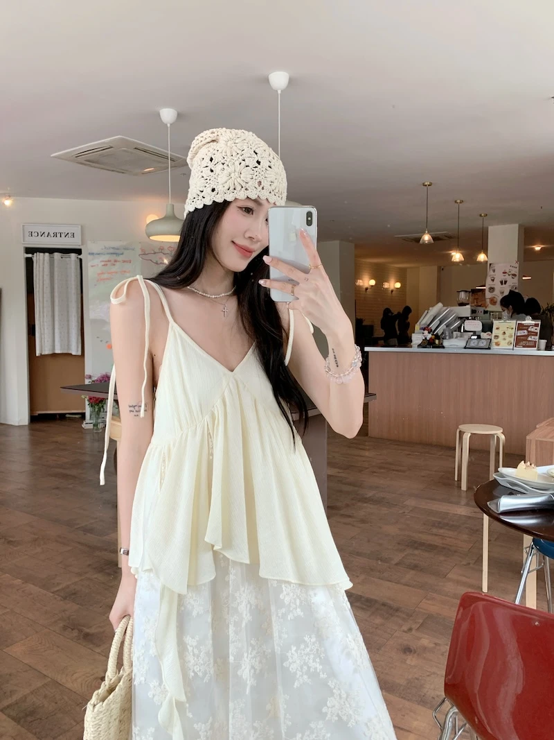 夏季法式连衣裙初恋白月光蕾丝拼接吊带连衣裙女时尚气质长裙