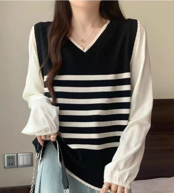 （510）大码MM2025秋装新款气质显瘦宽松拼接条纹V领打底衫针织上衣